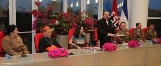 Daniel impone ascenso en grados al Inspector General y al Jefe del Estado Mayor del Ejército de Nicaragua