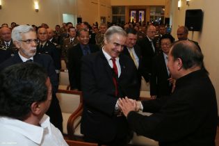 Daniel impone ascenso en grados al Inspector General y al Jefe del Estado Mayor del Ejército de Nicaragua