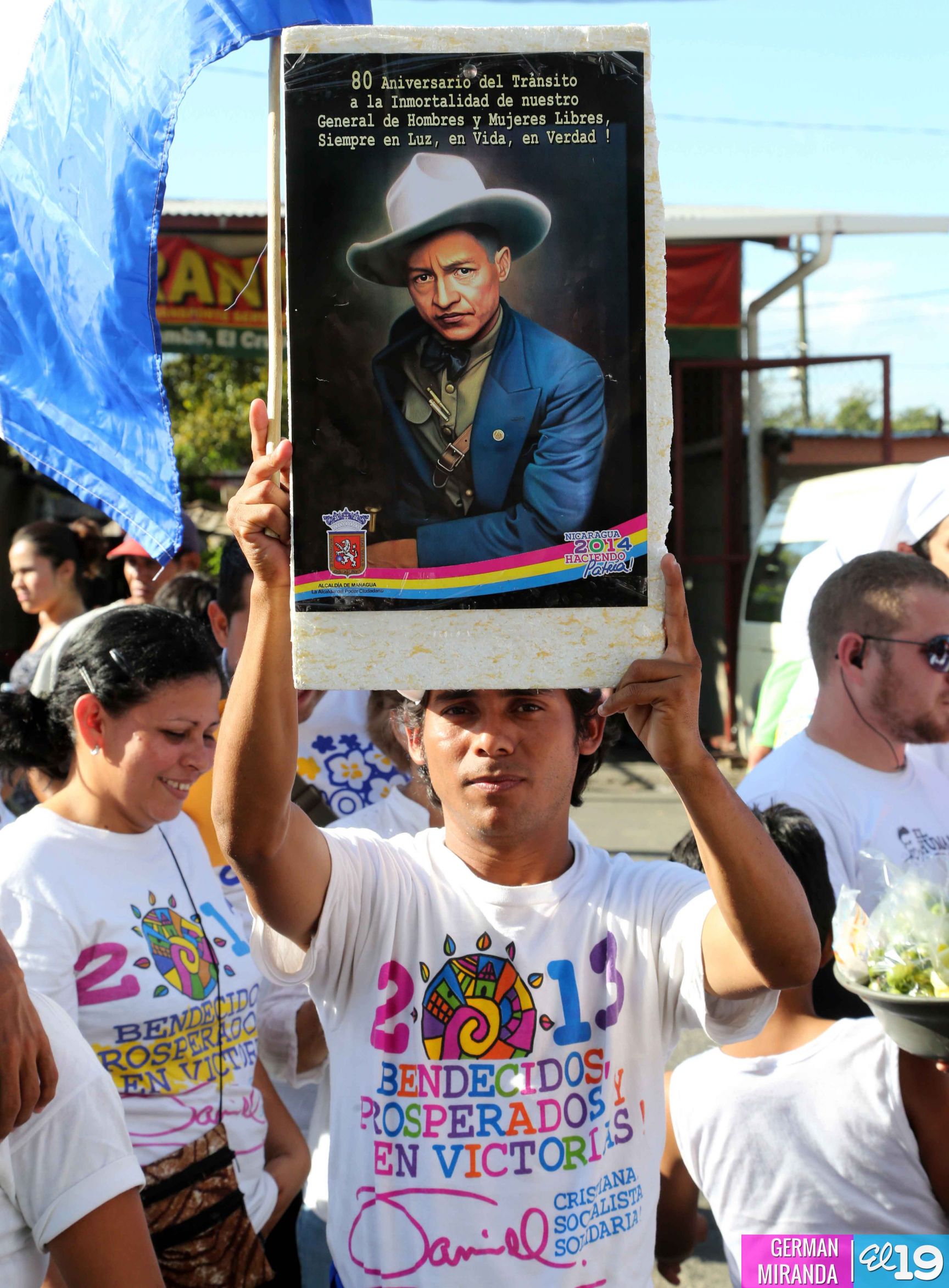 Juventud realiza caminata en honor al General Sandino