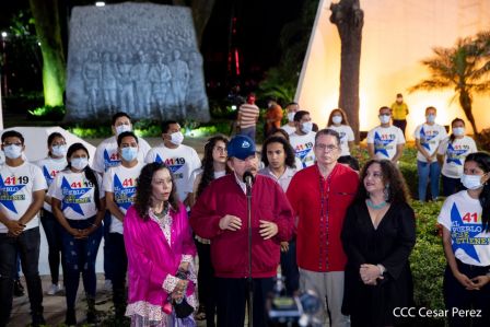Acto de conmemoración del 44 aniversario del paso a la inmortalidad del Comandante Carlos Fonseca Amador
