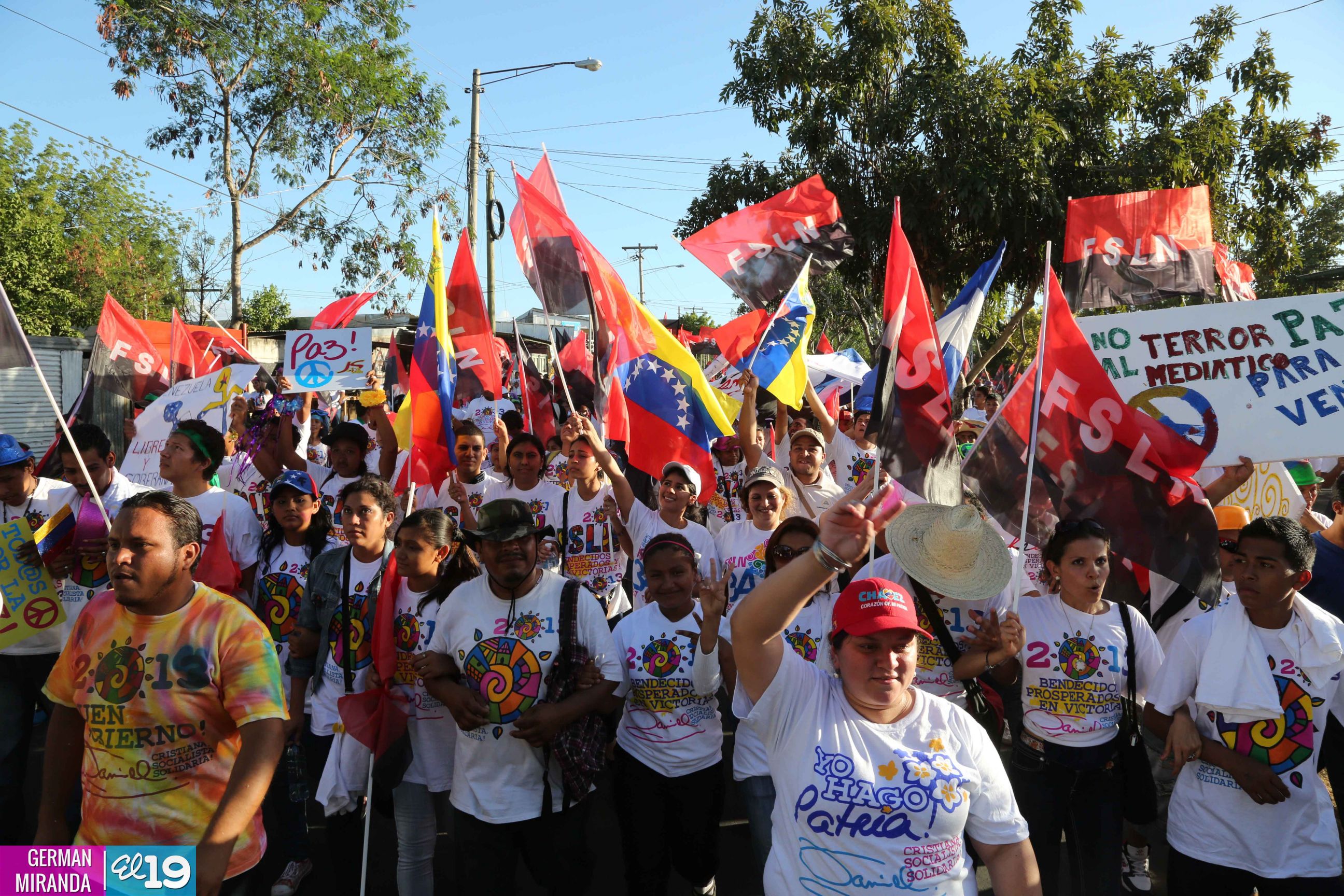 Juventud realiza caminata en honor al General Sandino