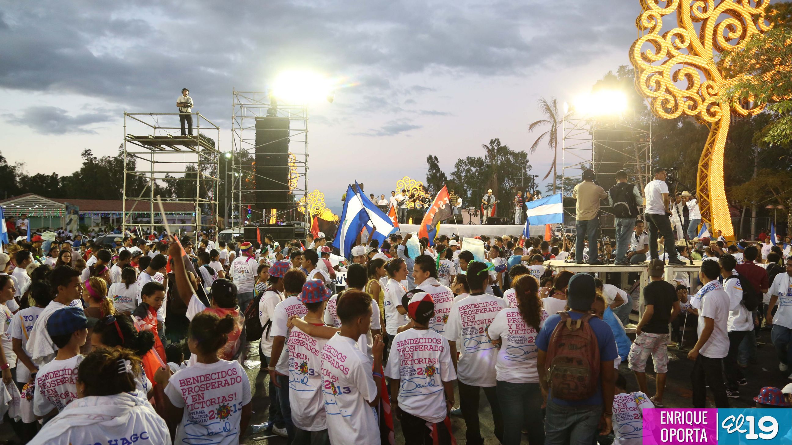 Juventud realiza caminata en honor al General Sandino