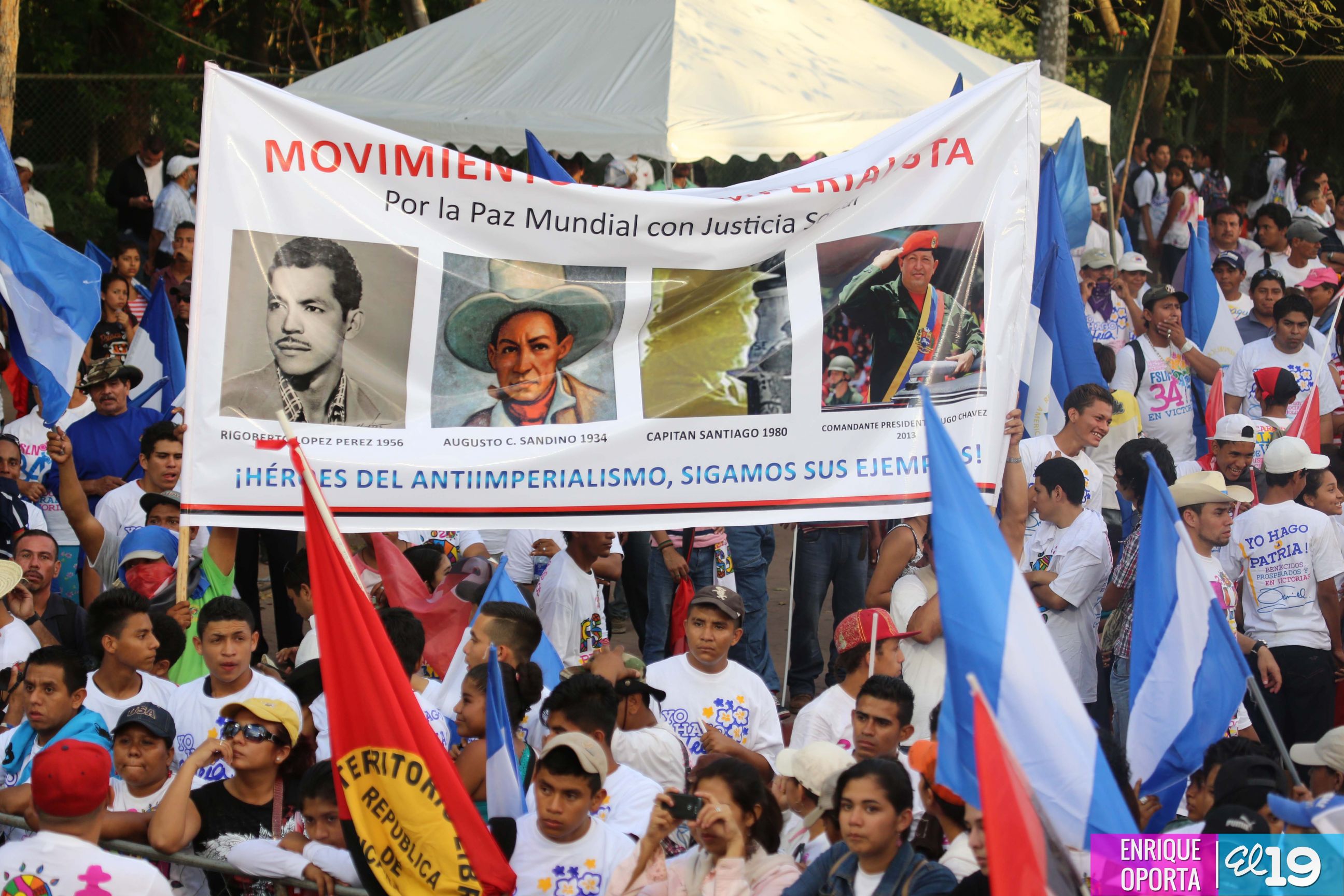 Juventud realiza caminata en honor al General Sandino