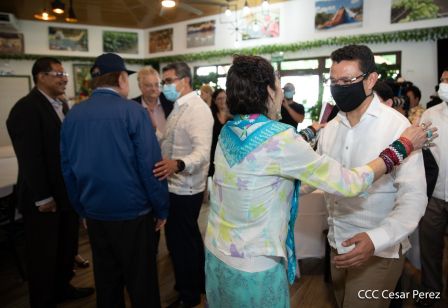 Así fue el encuentro del Presidente Daniel  y la Compañera Rosario con el Presidente de Honduras
