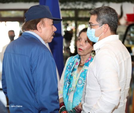 Así fue el encuentro del Presidente Daniel  y la Compañera Rosario con el Presidente de Honduras