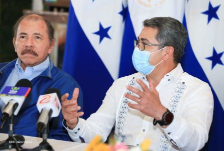 Así fue el encuentro del Presidente Daniel  y la Compañera Rosario con el Presidente de Honduras