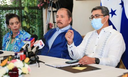 Así fue el encuentro del Presidente Daniel  y la Compañera Rosario con el Presidente de Honduras