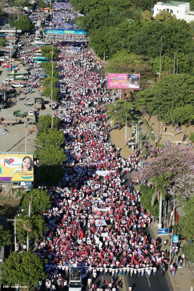 Juventud realiza caminata en honor al General Sandino (FOTOS AÉREAS)