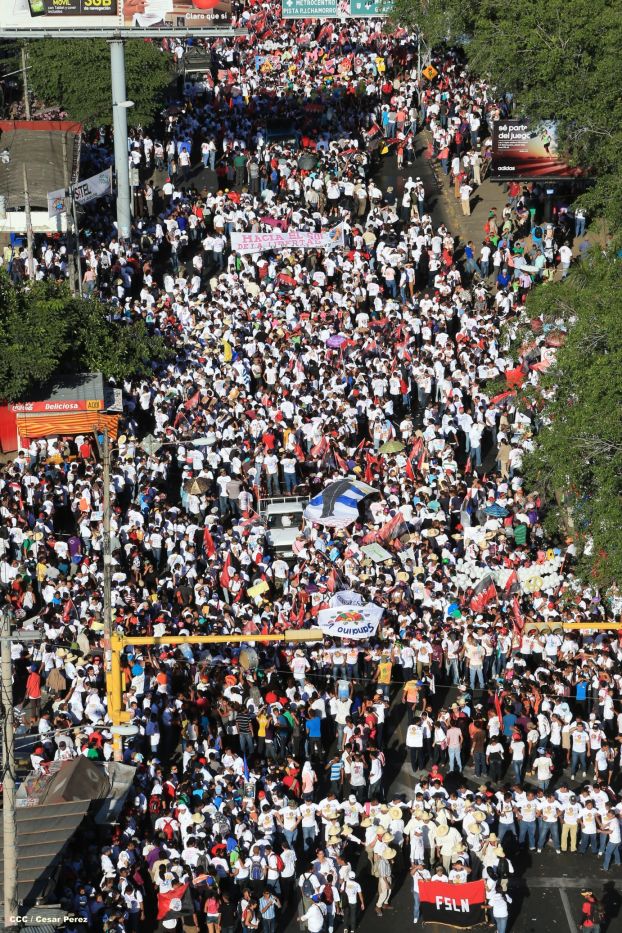 Juventud realiza caminata en honor al General Sandino (FOTOS AÉREAS)