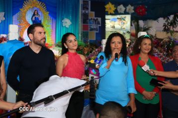 Inauguran Altares, Feria a la Purísima y Navidades Familiares en la avenida de Bolívar a Chávez