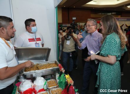 Explosión de sabores en el Festival Gastronómico Navideño