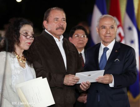 Embajadores presentan Cartas Credenciales al Presidente Daniel Ortega y a la Vicepresidenta Rosario Murillo