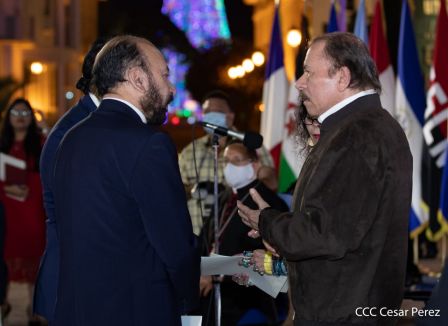 Embajadores presentan Cartas Credenciales al Presidente Daniel Ortega y a la Vicepresidenta Rosario Murillo