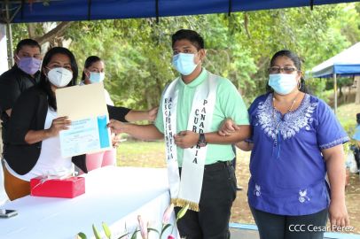 Jóvenes se gradúan  en Centro de Formación y Desarrollo Juventud de la Policía Nacional