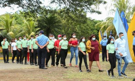 Jóvenes se gradúan  en Centro de Formación y Desarrollo Juventud de la Policía Nacional