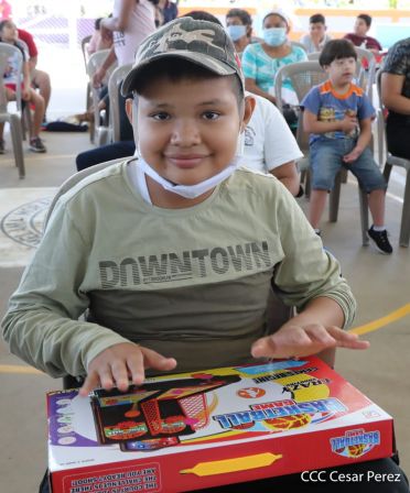 Niños continúan recibiendo juguetes en todo Nicaragua