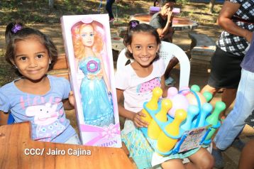Niños continúan recibiendo juguetes en todo Nicaragua