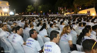 Daniel y Rosario en acto del 80 Aniversario del Tránsito a la Inmortalidad del General Augusto C. Sandino