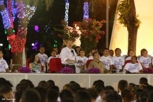 Daniel y Rosario en acto del 80 Aniversario del Tránsito a la Inmortalidad del General Augusto C. Sandino