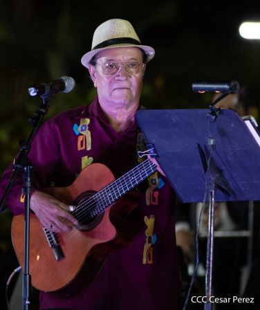 Por Amor: Nicaragua realiza concierto en homenaje a Armando Manzanero 