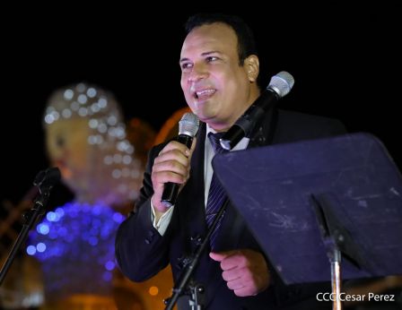 Por Amor: Nicaragua realiza concierto en homenaje a Armando Manzanero 