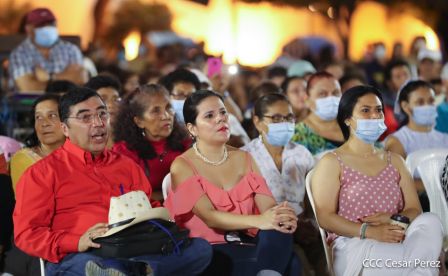 Homenaje musical a Armando Manzanero en la Plaza de la Revolución