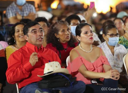 Homenaje musical a Armando Manzanero en la Plaza de la Revolución
