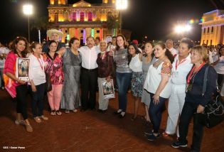 Daniel y Rosario en acto del 80 Aniversario del Tránsito a la Inmortalidad del General Augusto C. Sandino