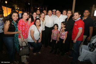 Daniel y Rosario en acto del 80 Aniversario del Tránsito a la Inmortalidad del General Augusto C. Sandino