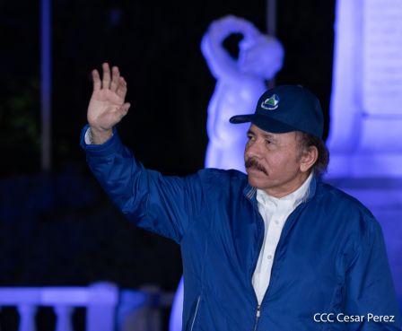 Encuentro del Presidente Daniel  y la Compañera Rosario con las Familias de nuestra Nicaragua Bendita 