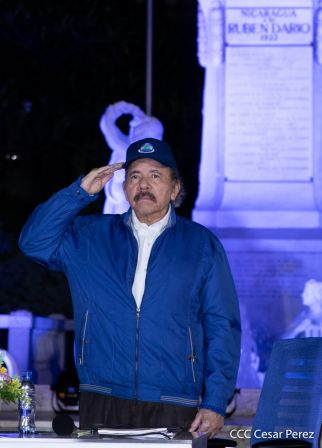 Encuentro del Presidente Daniel  y la Compañera Rosario con las Familias de nuestra Nicaragua Bendita 