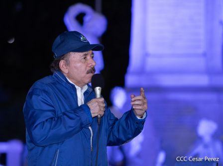 Encuentro del Presidente Daniel  y la Compañera Rosario con las Familias de nuestra Nicaragua Bendita 