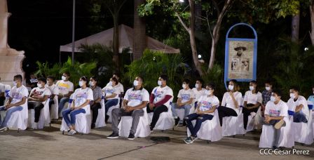 Encuentro del Presidente Daniel  y la Compañera Rosario con las Familias de nuestra Nicaragua Bendita 