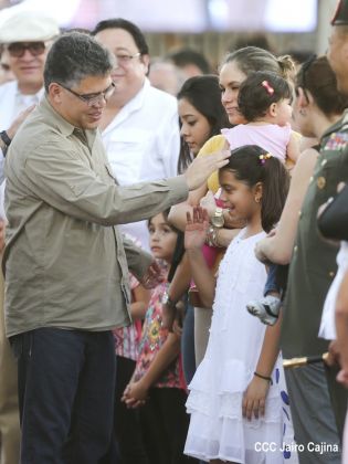Daniel y Rosario en acto del 80 Aniversario del Tránsito a la Inmortalidad del General Augusto C. Sandino