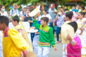 Nicaragua conmemora 154 aniversario del natalicio del poeta Rubén Darío 