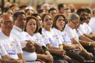 Daniel y Rosario en acto del 80 Aniversario del Tránsito a la Inmortalidad del General Augusto C. Sandino