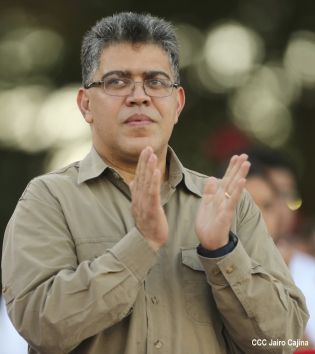 Daniel y Rosario en acto del 80 Aniversario del Tránsito a la Inmortalidad del General Augusto C. Sandino