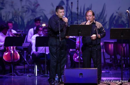 Poesía musicalizada “De Martí a Darío