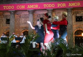 Celebran 169 años de la Novia del Xolotlán con espectacular serenata