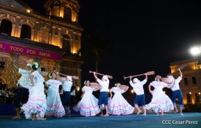 Celebran 169 años de la Novia del Xolotlán con espectacular serenata