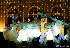 Celebran 169 años de la Novia del Xolotlán con espectacular serenata