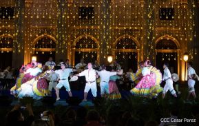 Celebran 169 años de la Novia del Xolotlán con espectacular serenata
