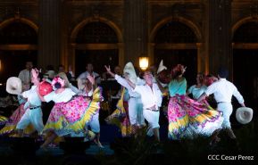 Celebran 169 años de la Novia del Xolotlán con espectacular serenata