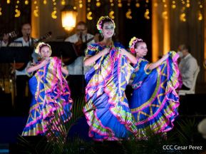 Celebran 169 años de la Novia del Xolotlán con espectacular serenata