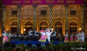 Celebran 169 años de la Novia del Xolotlán con espectacular serenata