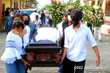 Homenaje al cronista deportivo Pepe Ruiz