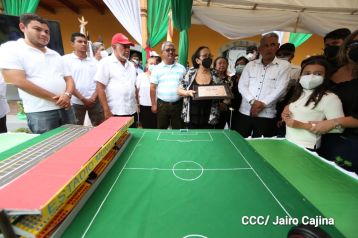 Homenaje al cronista deportivo Pepe Ruiz