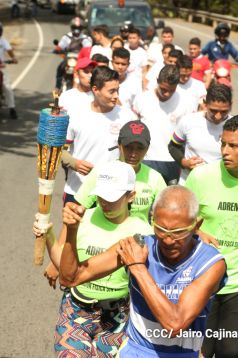 Homenaje al cronista deportivo Pepe Ruiz