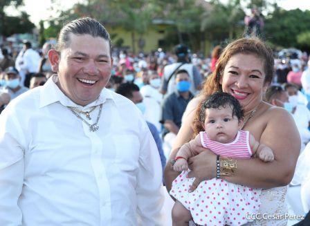 Cuatrocientas parejas se dieron el “Si… Acepto” en ocasión del Día del Amor y la Amistad