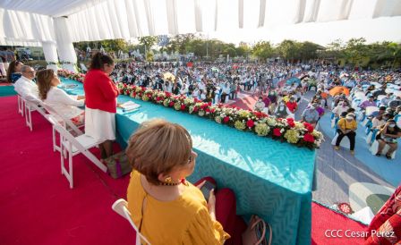 Cuatrocientas parejas se dieron el “Si… Acepto” en ocasión del Día del Amor y la Amistad